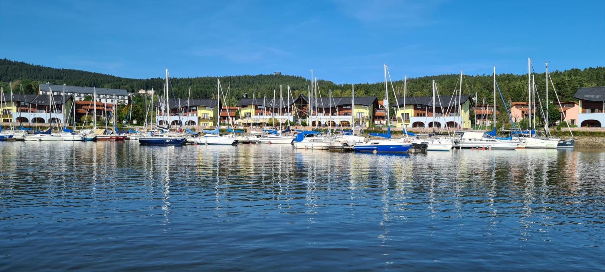 Apartman Sara Lipno nad Vltavou Exterior foto